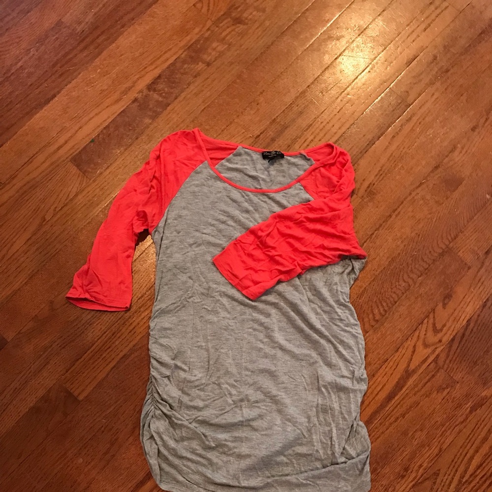 3/4 sleeve maternity top